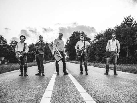 The Famous Dutch Guys